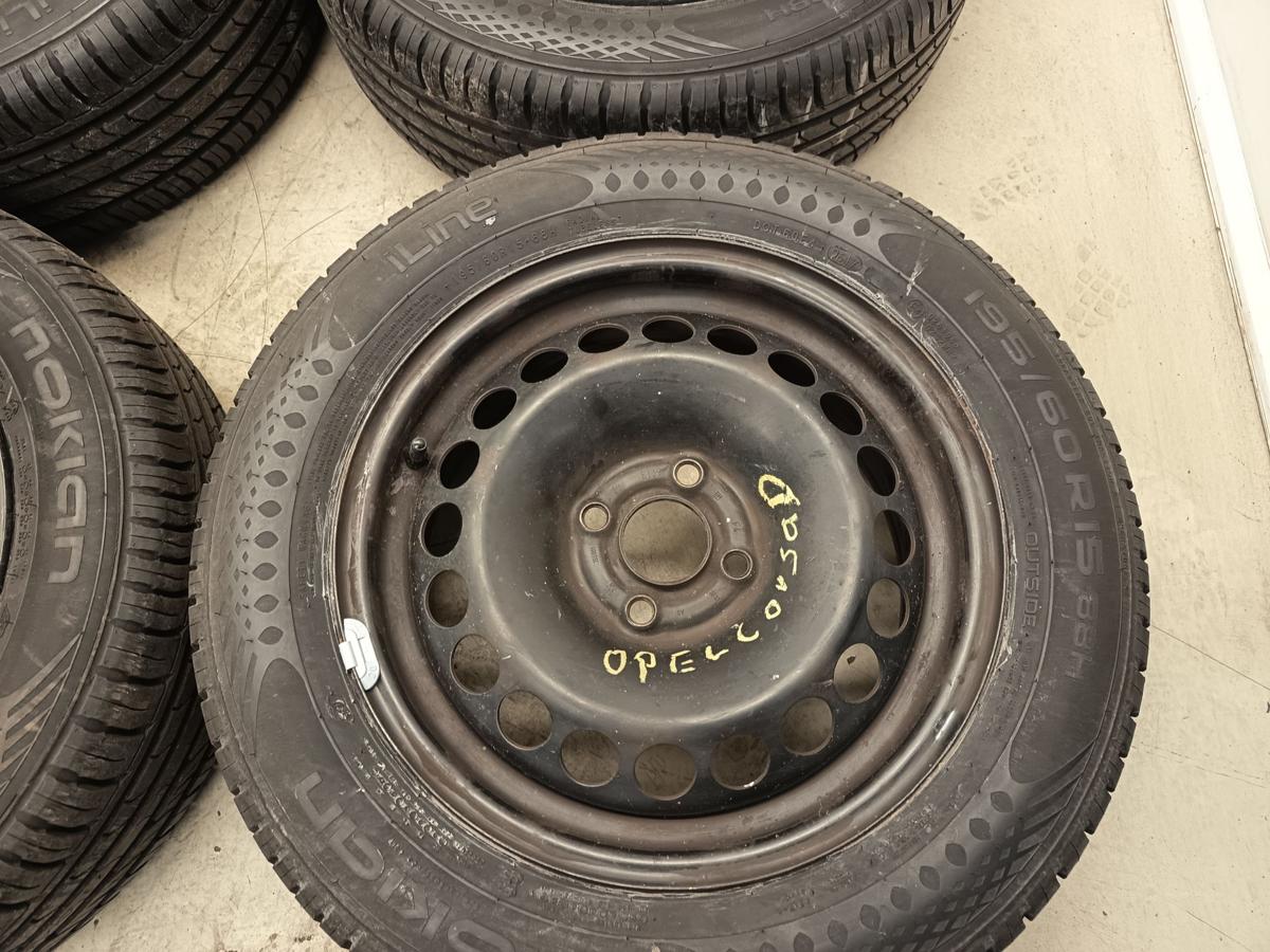 Opel Corsa D Bj 2007 original Satz Stahlfelgen 6x15 ET 39 Lochkreis 4x100