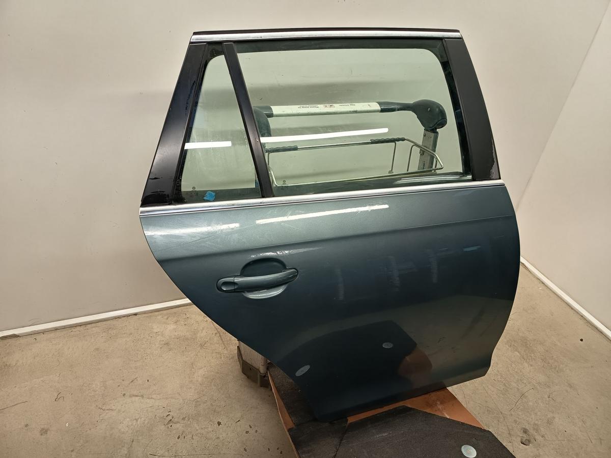 VW Golf V Kombi original T&uuml;r hinten rechts LA6R Gr&uuml;n Baujahr 2008