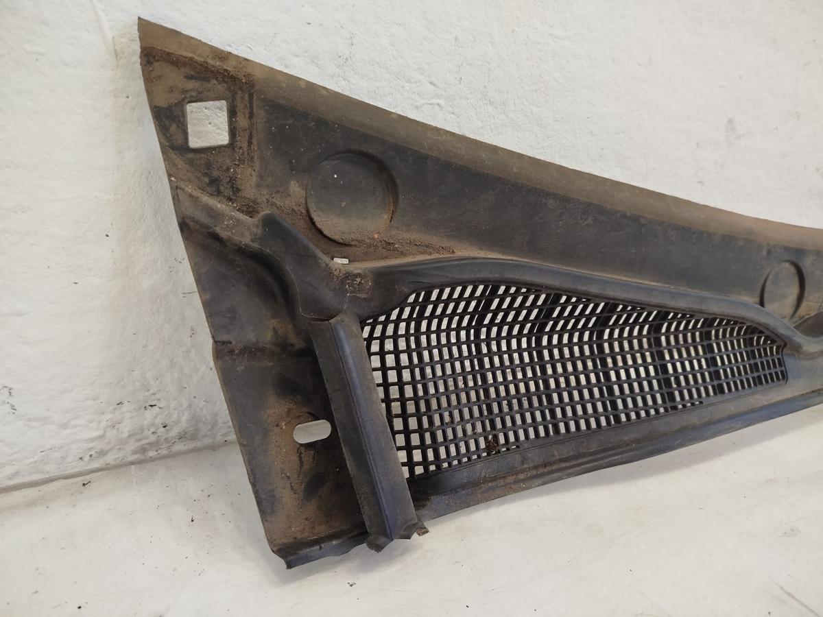 Renault Clio IV X98 TCe90 Windlauf Abdeckung Frontscheibe OEM