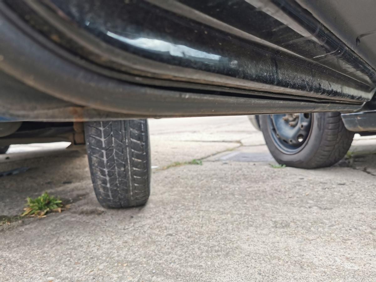 VW Polo 9N1 Beifahrertür Tür Autotür vorn links Roh L041 Brillantschwarz 3türig