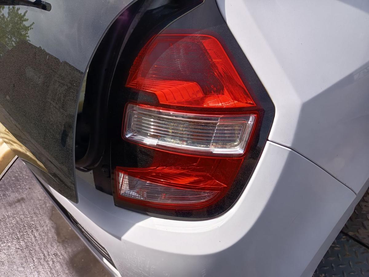 Renault Twingo III original R&uuml;ckleuchte rechts Baujahr 2014
