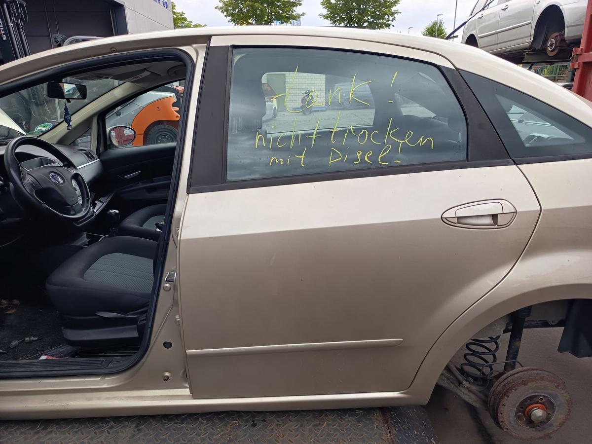Fiat Linea original Tür hinten links Fond 261/A Elfenbein Bj 2008