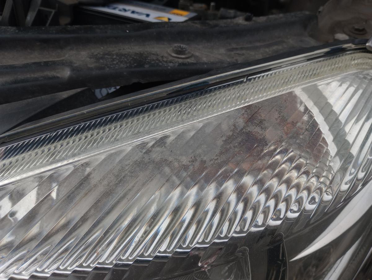 Skoda Fabia II Kombi orig Scheinwerfer links Halogen Facelift Bj 2010