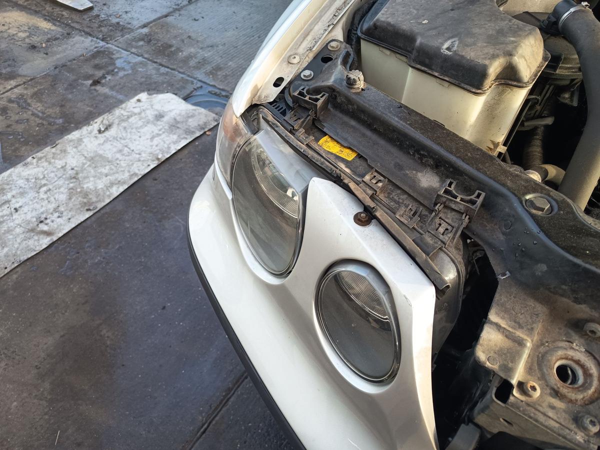 BMW 3er E46 original Scheinwerfer rechts Halogen/Haupt/Licht/Front Bj 2002