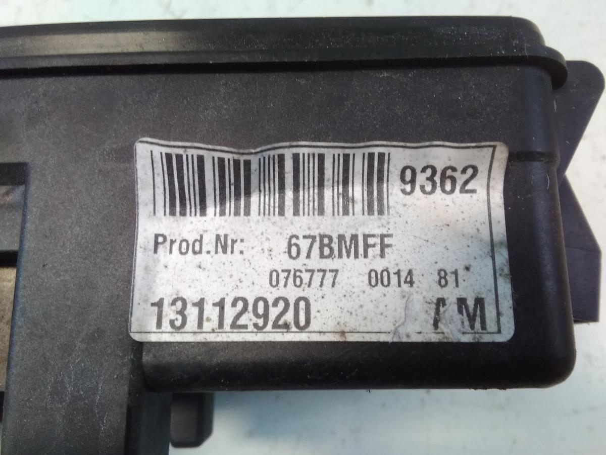 Opel Vectra C original Zentralelektrik Sicherungskasten vorn 13112920AM BJ2002