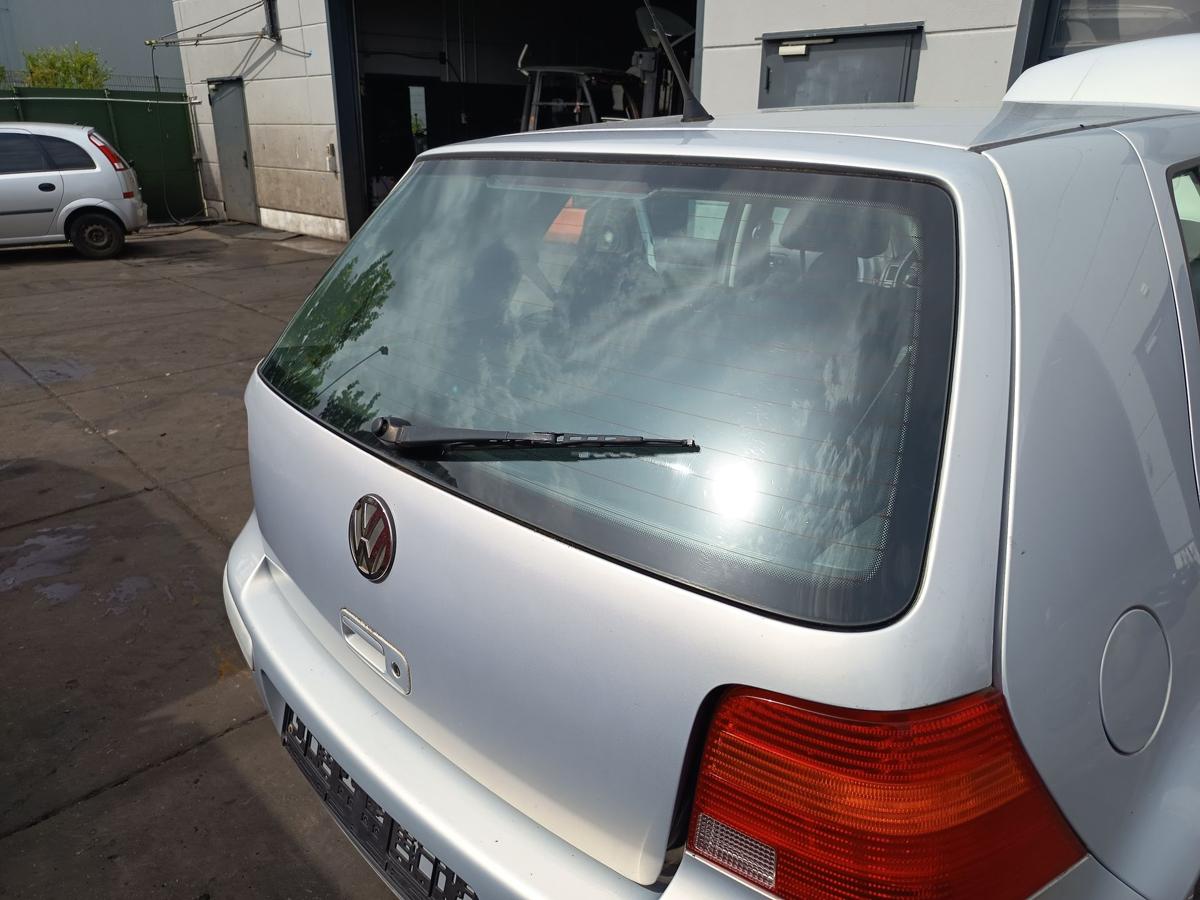 VW Golf IV original Heckklappe mit Scheibe Deckel hinten B7Z Satinsilber Bj 1998