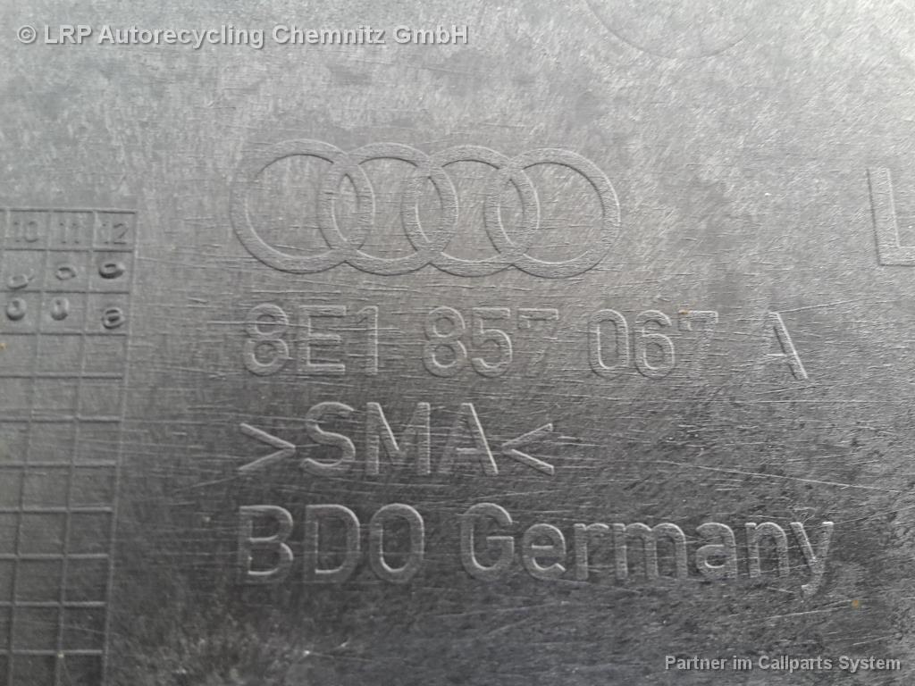 Audi A4 8E B6 BJ 2002 Armaturenbrett Armaturentafel 8E0819655