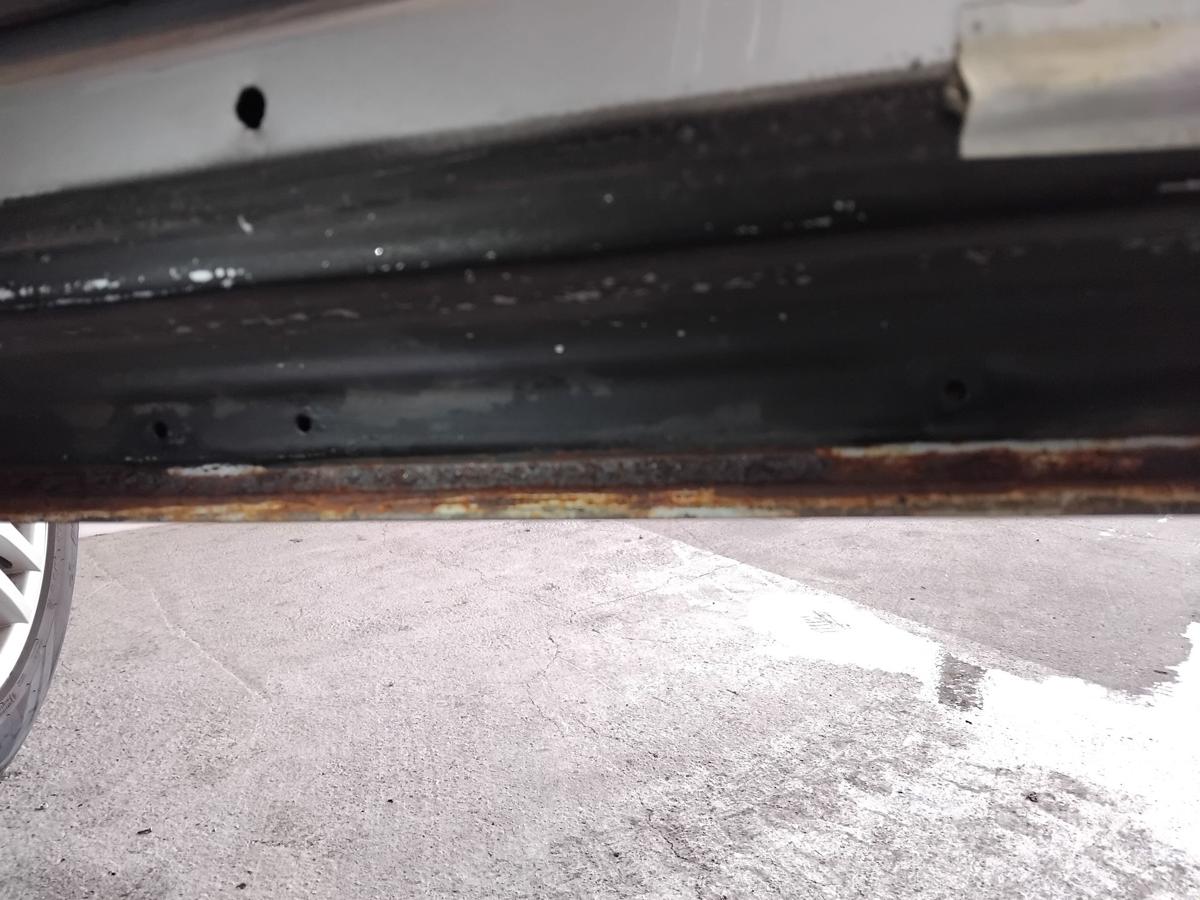 BMW X5 E53 T&uuml;r vorn rechts Beifahrert&uuml;r titansilbermetallic 354 Anrostung BJ2000