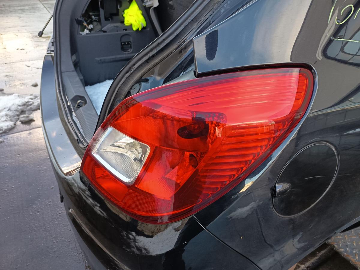 Opel Corsa D original R&uuml;ckleuchte rechts Licht Heck Schluss Bj 2009