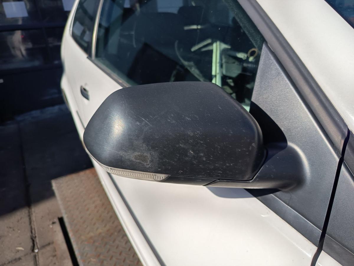 VW Polo 9N3 original Aussenspiegel rechts manuell unlackiert Bj 2009