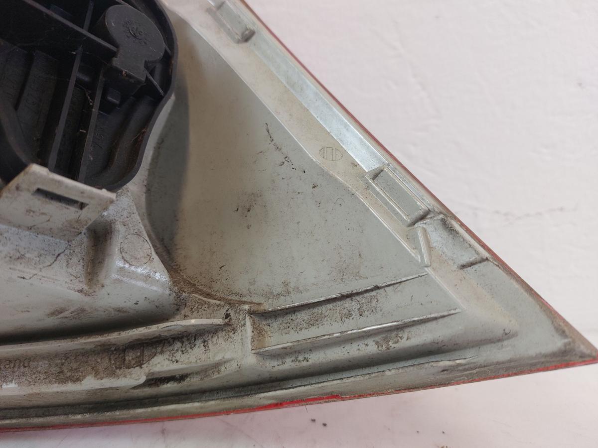 VW Golf V 5 1K Rückleuchte Schlussleuchte Rücklicht aussen links 3/5 Türer