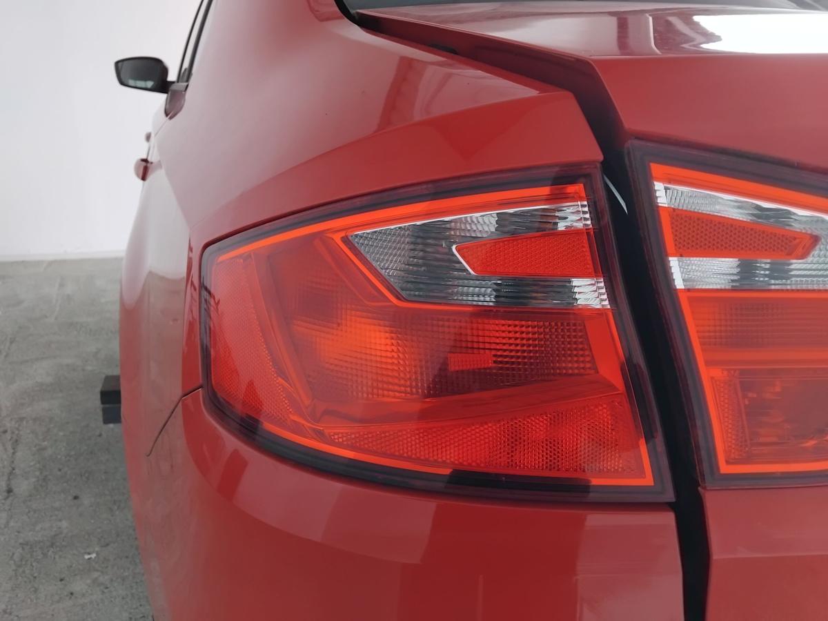 Seat Toledo 4 KG original Rückleuchte Schlussleuchte links aussen BJ2015