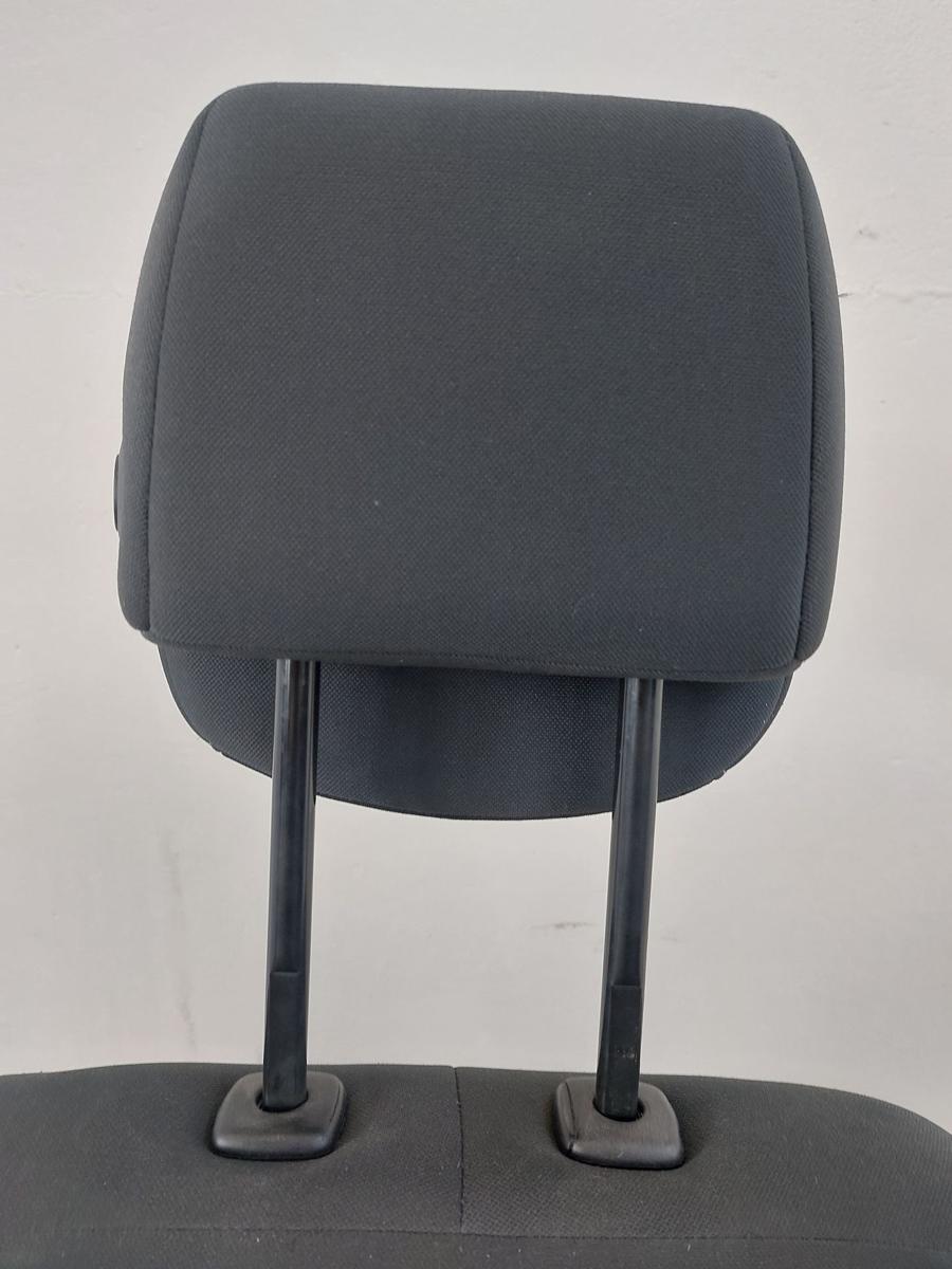 Renault Megane III KZ Kombi Beifahrersitz Sitz Autositz vorn rechts Stoff SHZ