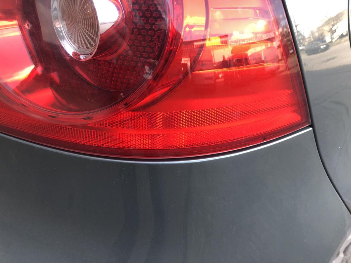 VW Golf 5 V 1K R&uuml;ckleuchte rechts au&szlig;en Ecke R&uuml;cklicht Heckleuchte 3/5 t&uuml;rer