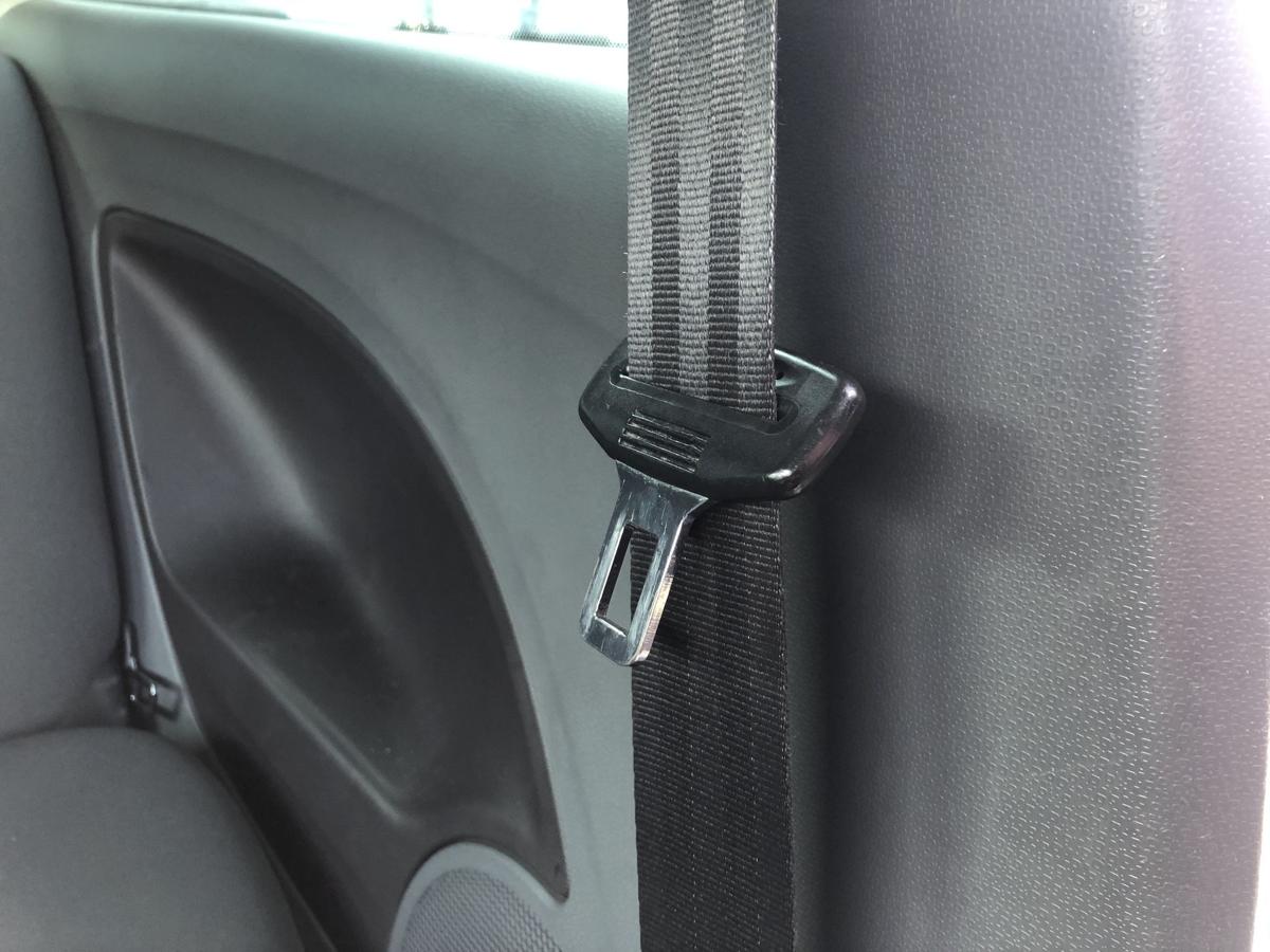Seat Ibiza 6J Sicherheitsgurt Gurt Anschnallgurt Fahrerseite vorn links 3 t&uuml;rer