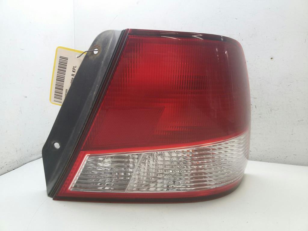 Hyundai Accent 2 LC original R&uuml;ckleuchte Schlussleuchte rechts 5t&uuml;rig BJ2002