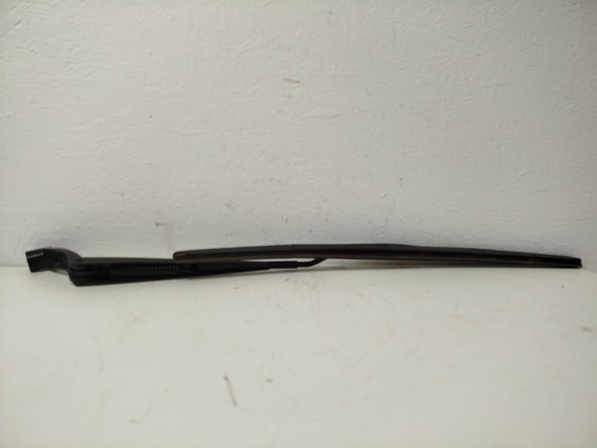 Nissan Micra K14 Wischerarm vorn links Scheibenwischer Scheibenwischer