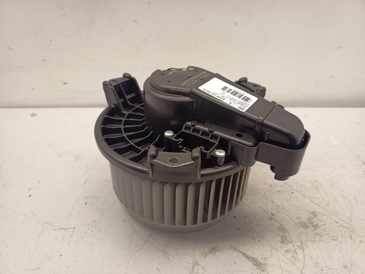 Toyota Auris E18 original Gebl&auml;semotor Heizungsgebl&auml;se 2727008084 Bj 2013