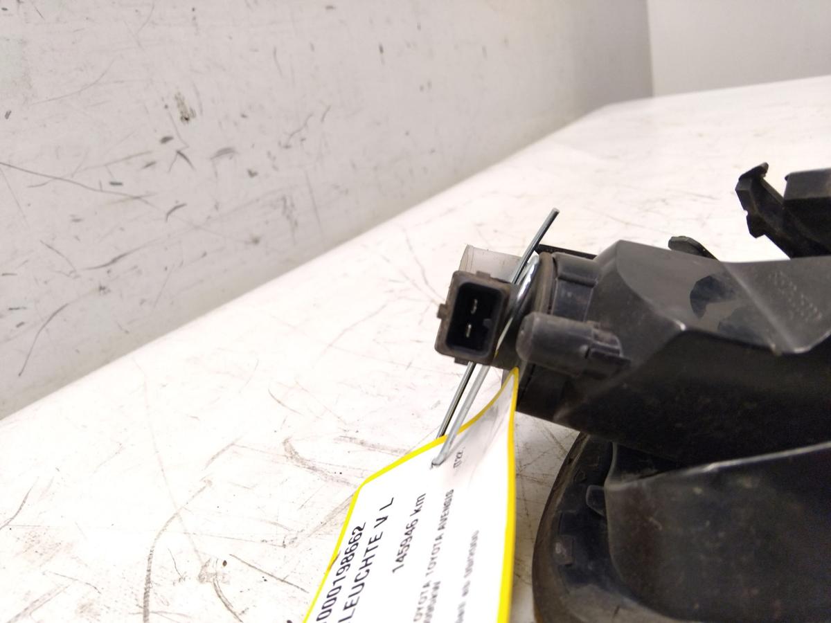 Toyota Avensis T22 orig Blinker Blinkleuchte vorn links wei&szlig; Facelift BJ2002