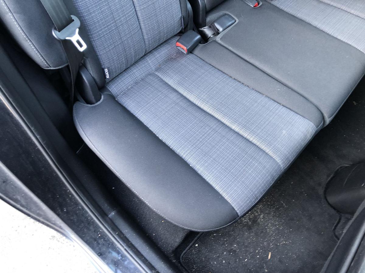 Kia Venga YN R&uuml;cksitzbank Sitzbank hinten geteilt klappbar R&uuml;cksitz R&uuml;ckbank