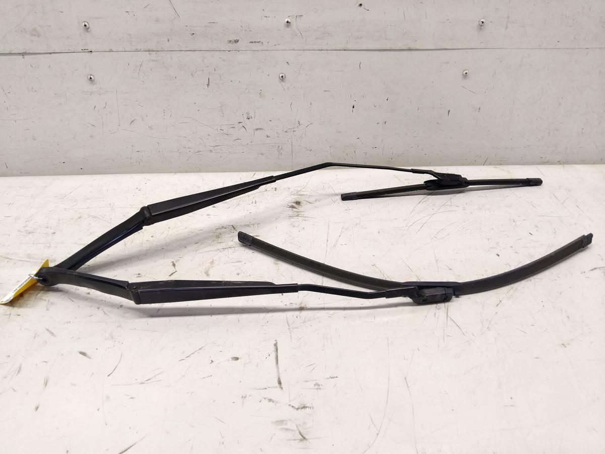 Tesla Model S Facelift original Satz Wischerarme vorn Bj.2019