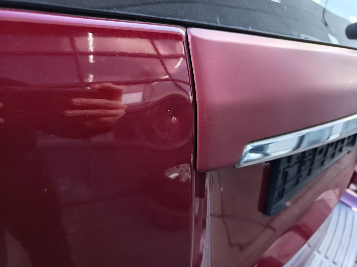 Kia Carnival III original Heckklappe mit Scheibe R9 Rubinrot Bj 2006