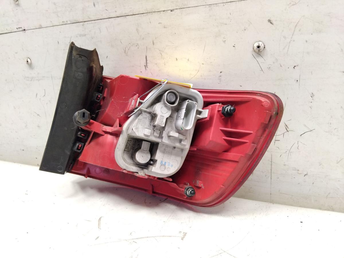 Audi A6 4F Avant original R&uuml;ckleuchte Schlussleuchte links teil LED BJ2008