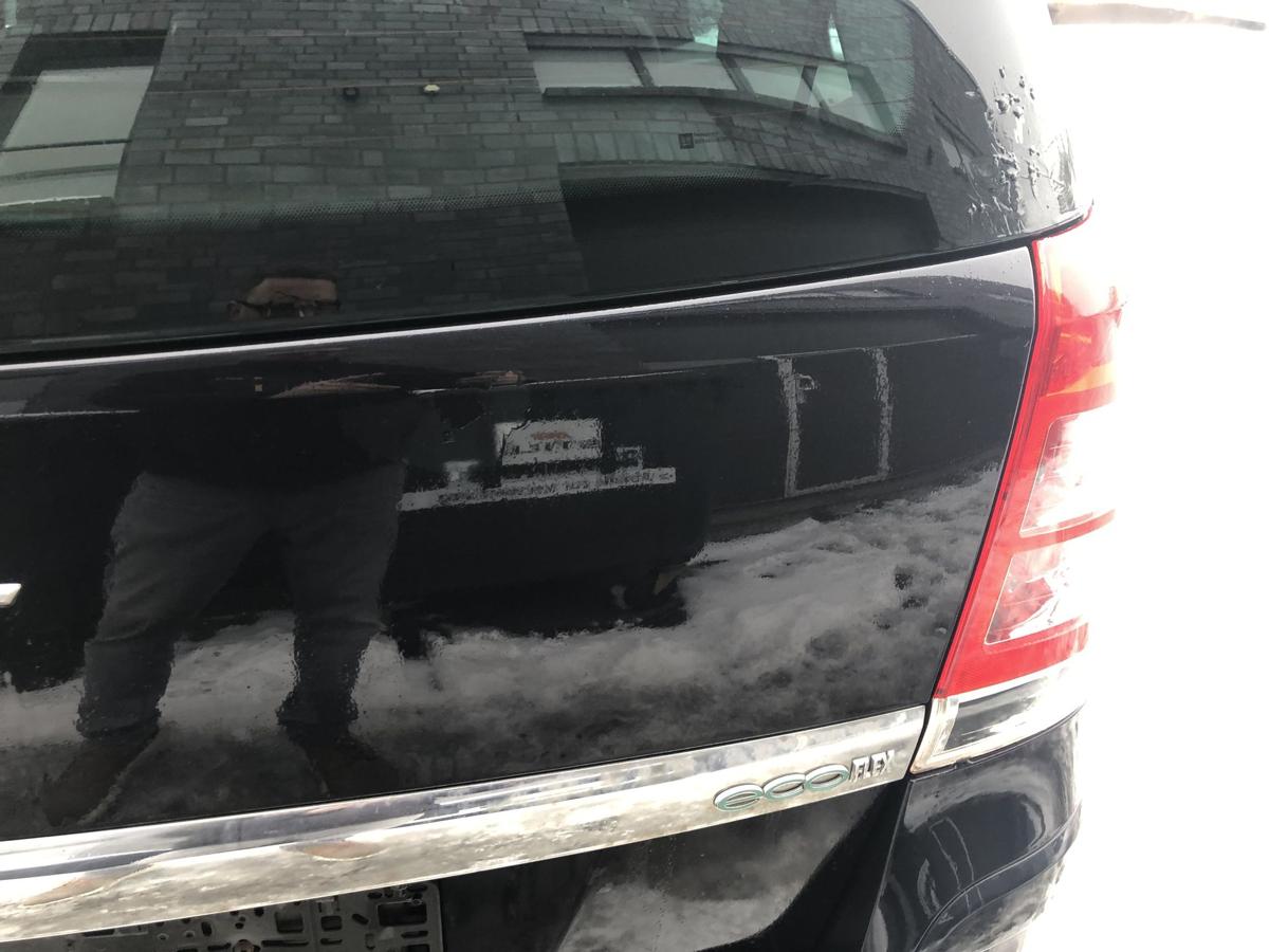 Opel Zafira B Heckklappe mit Scheibe Kofferraumklappe Rohbau 2HU schwarz