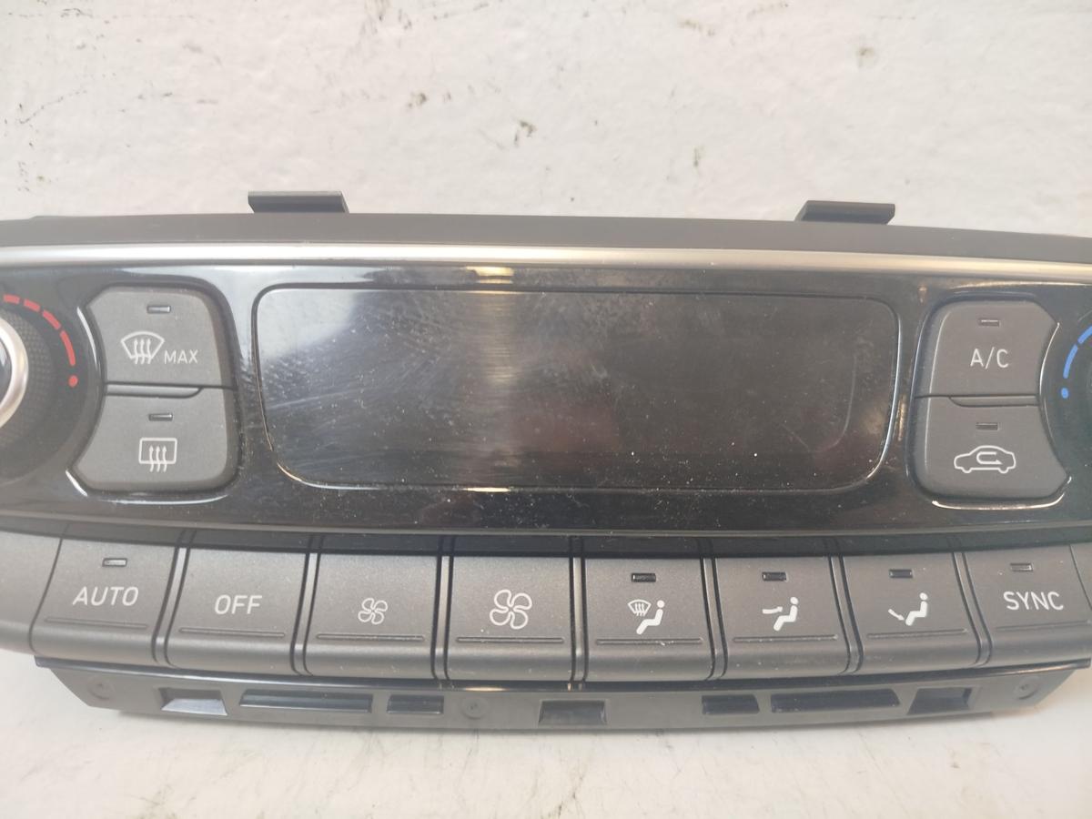 Hyundai i30 PD Mild Hybrid Klimabedienteil Klimaautomatik Heizungsregulierung