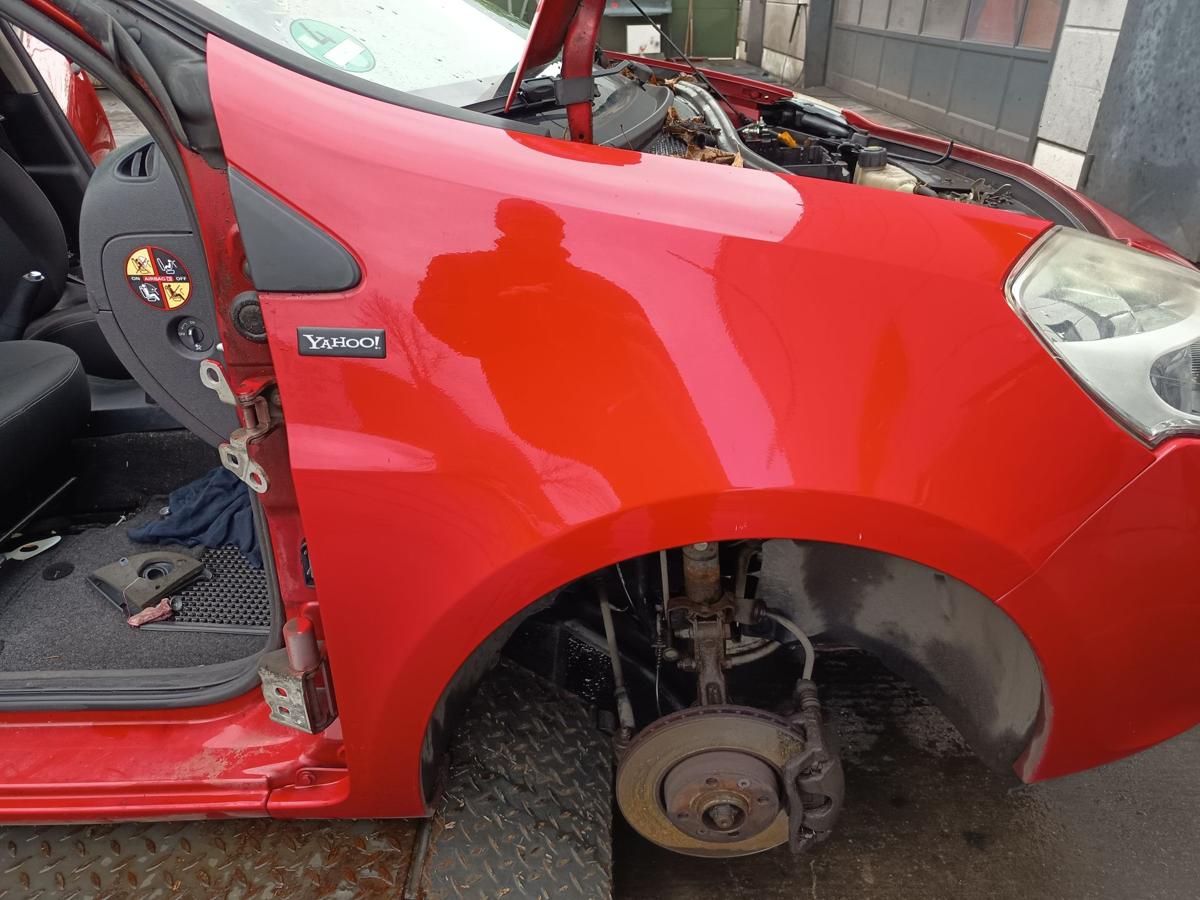 Renault Clio III original Kotfl&uuml;gel rechts Seitenteil 727 Spanischrot Bj 2012