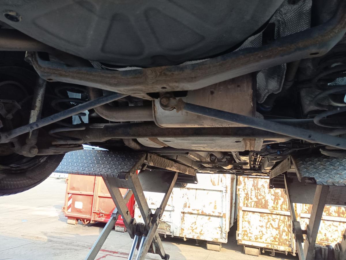 Opel Astra J Sports Tourer original Hinterachse Tr&auml;ger scheibengebremst Bj 2013