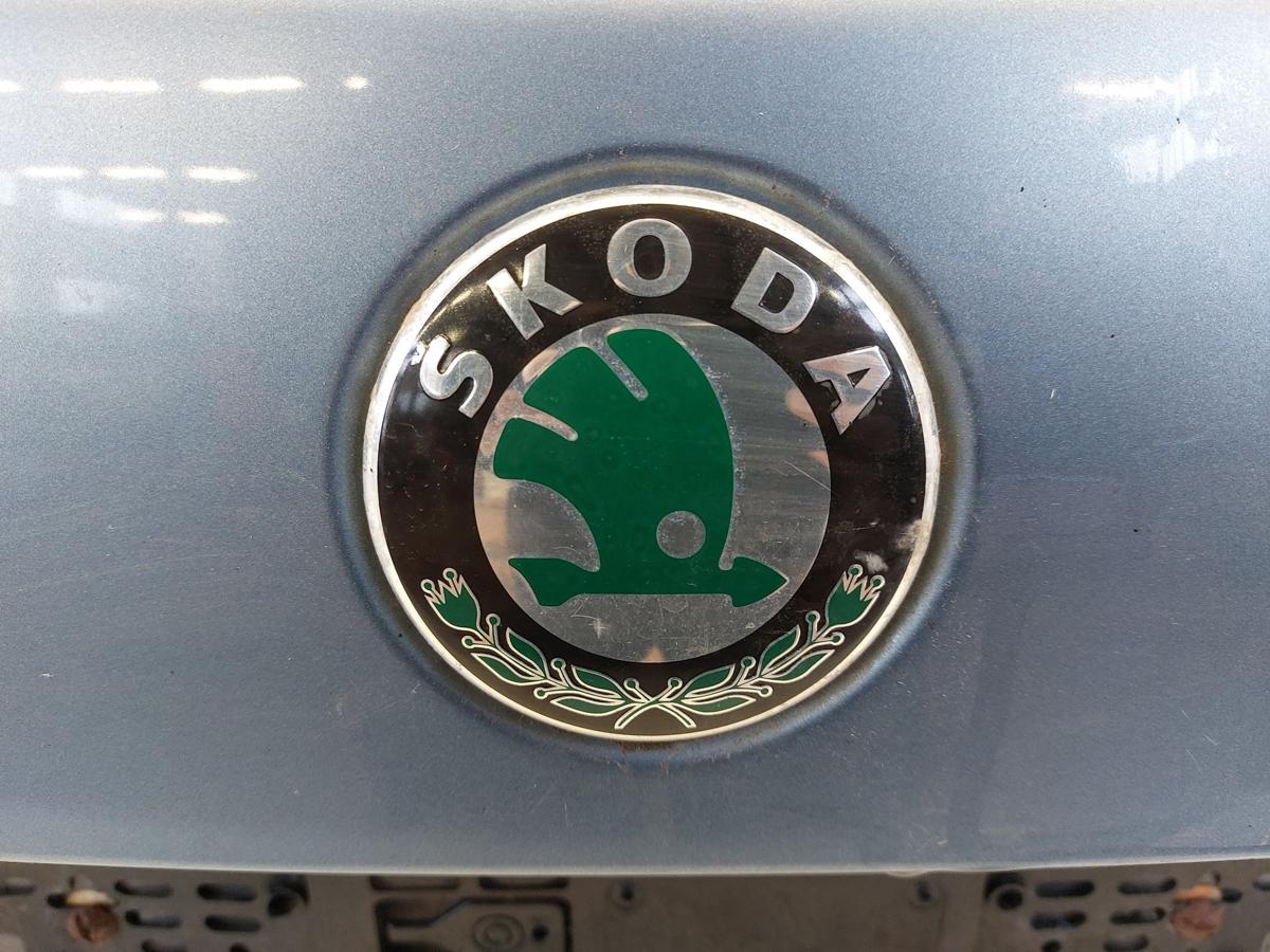 Skoda Fabia 5J Heckklappe mit Schiebe Kofferklappe 5 t&uuml;rer LF5X grau Heckdeckel