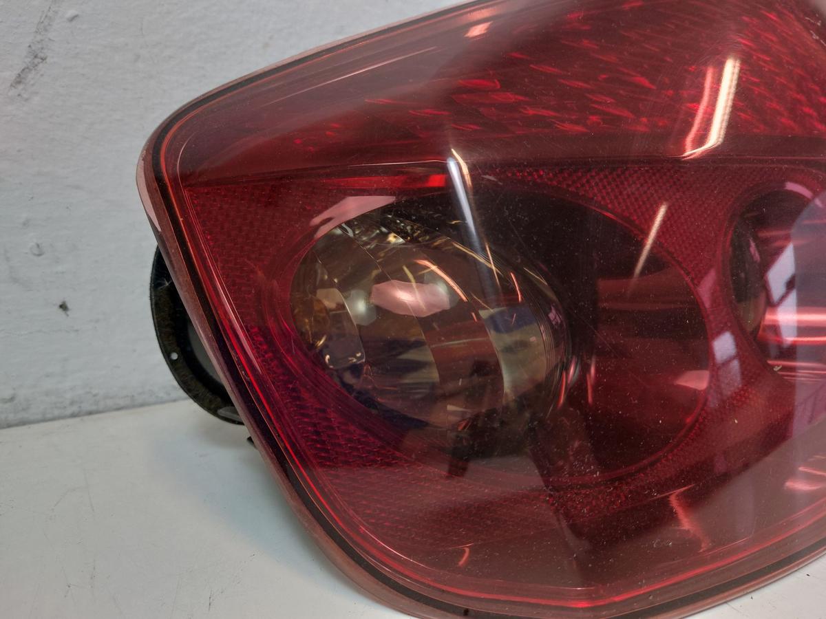 Peugeot 407 6D 6E R&uuml;ckleuchte links Limo R&uuml;cklicht R&uuml;ckscheinwerfer Depo