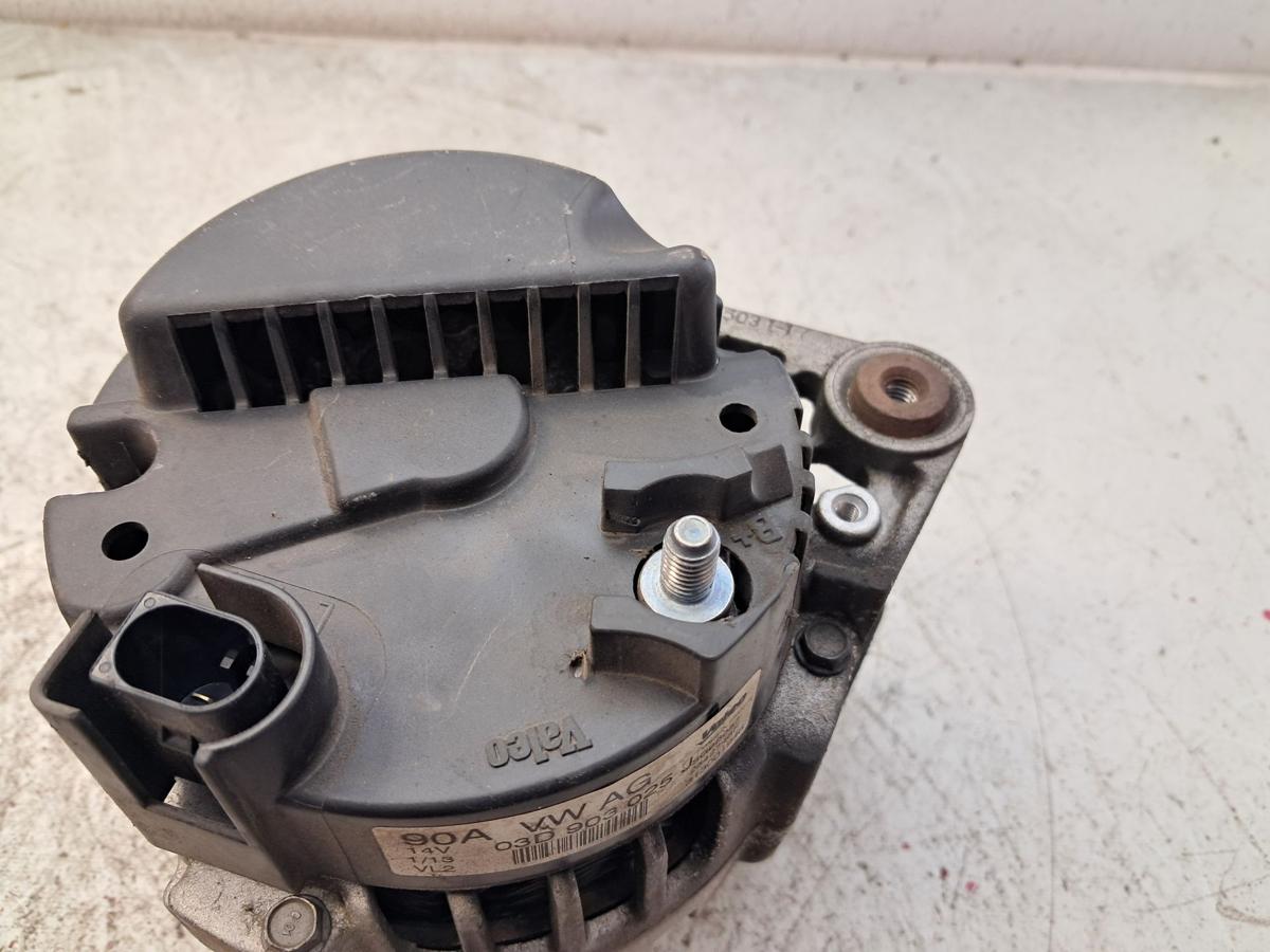 Skoda Fabia 5J original 90A Lichtmaschine Generator 03D903025 BJ2013