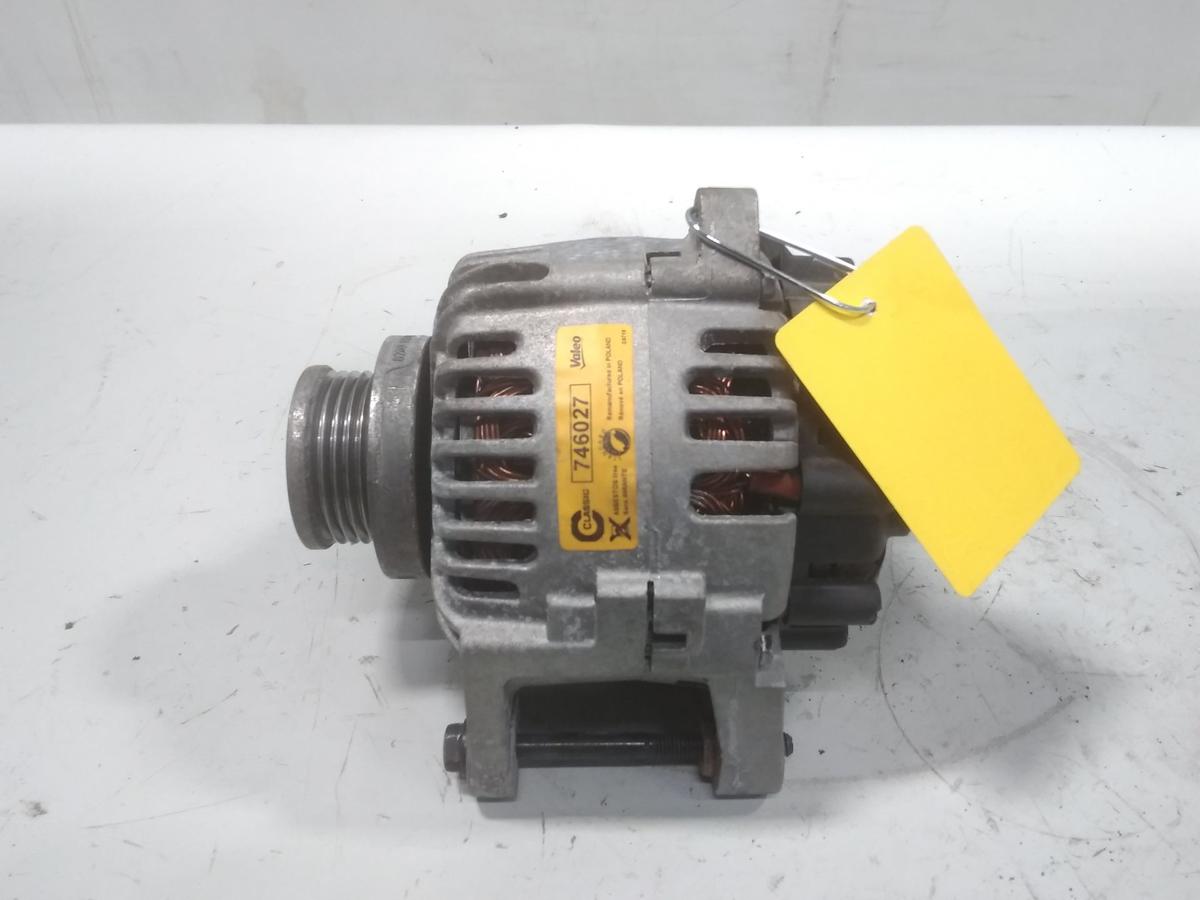 Renault Megane 2 Lichtmaschine Generator 1.6 83kw BJ2004 Valeo Remanufactured