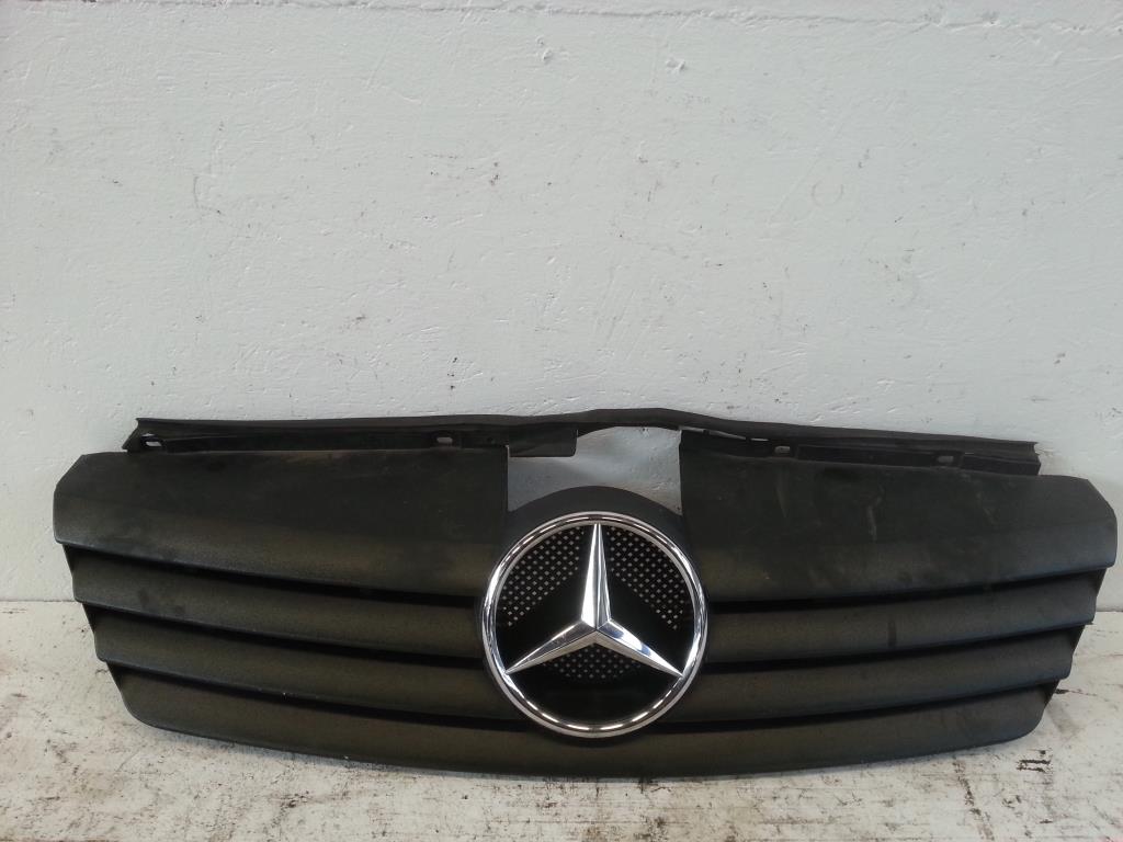 Mercedes Vaneo 414 Bj.05 orig. Kühlergrill Grill A4148800085