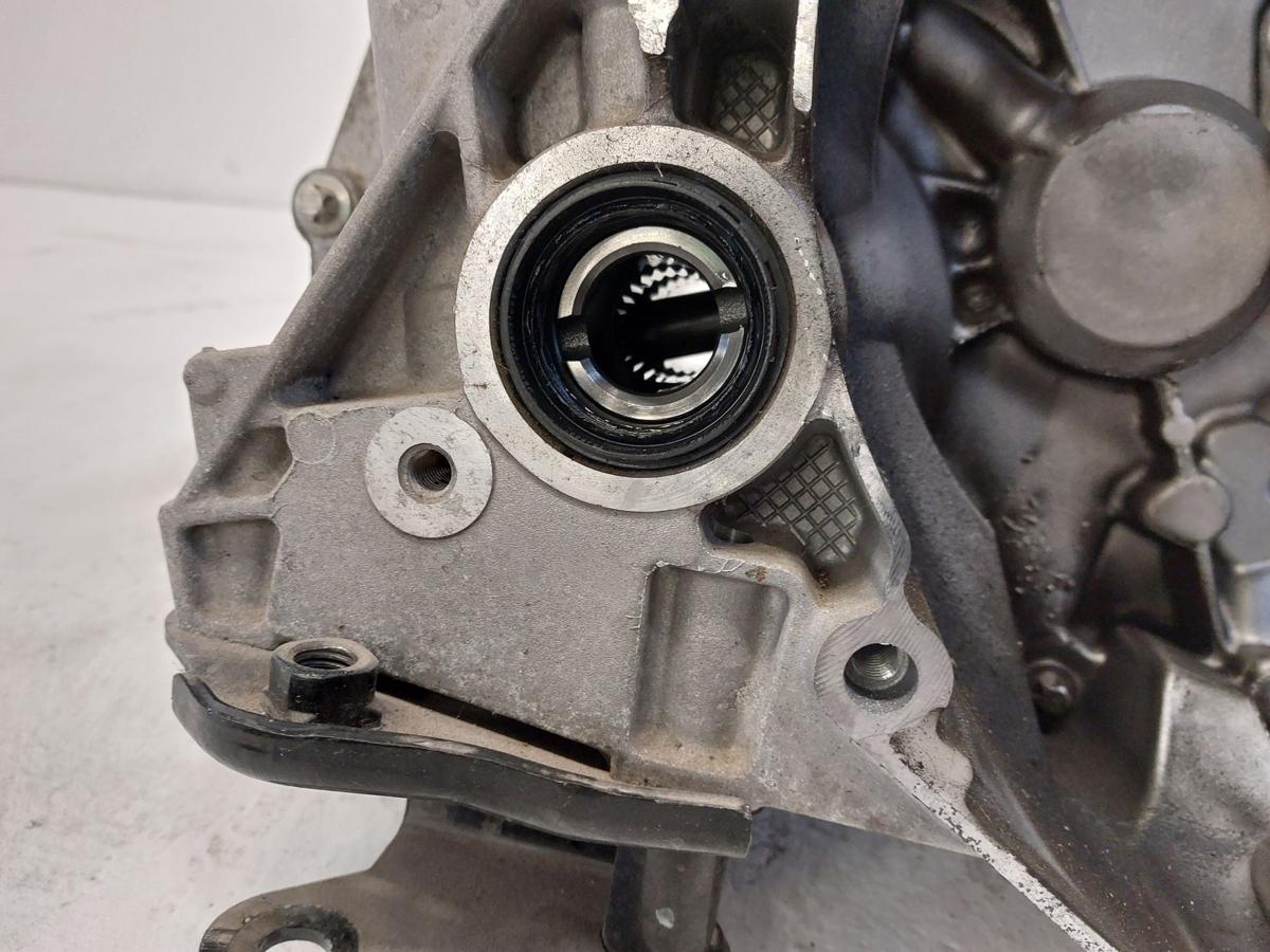 Nissan Micra K14 Getriebe 5 Gang Schaltgetriebe JR5072 nur 25tkm 1.0 74kw