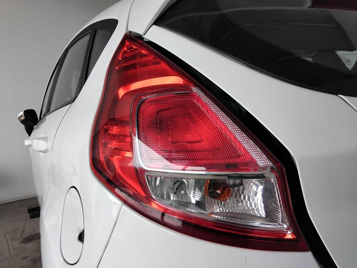 Ford Fiesta JA8 CCN 2013-2017 original R&uuml;ckleuchte Heckleuchte links