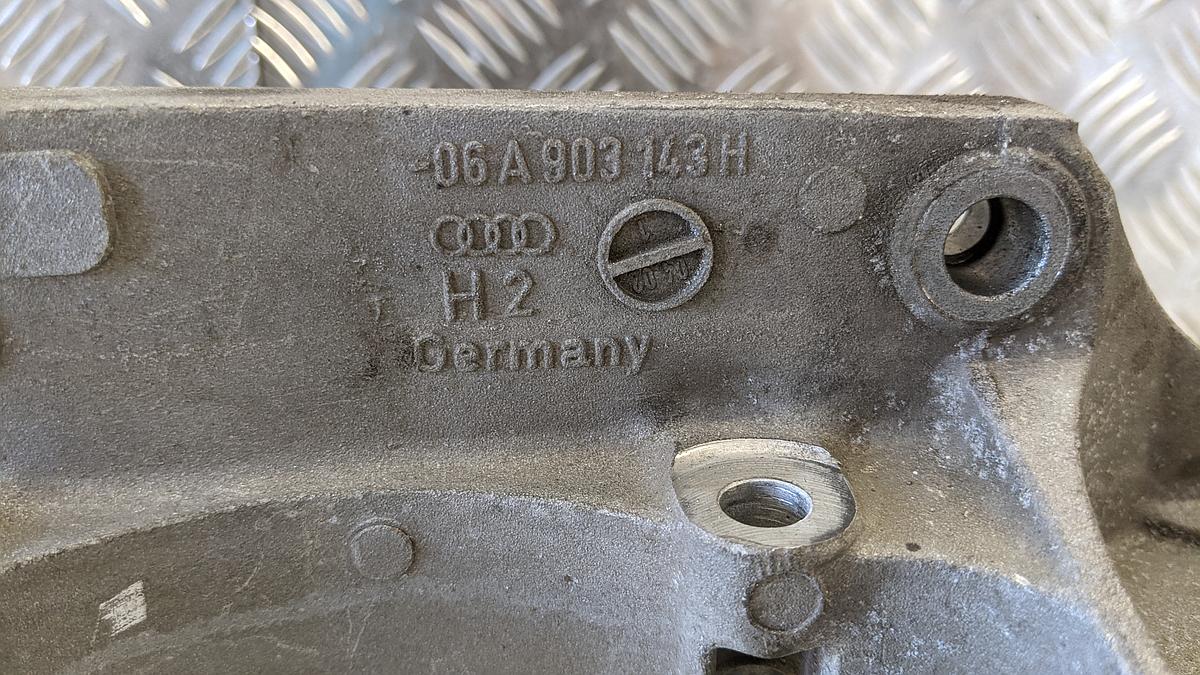 Audi A3 8L Aggregatehalter Klima Generator AEH 06A903145H