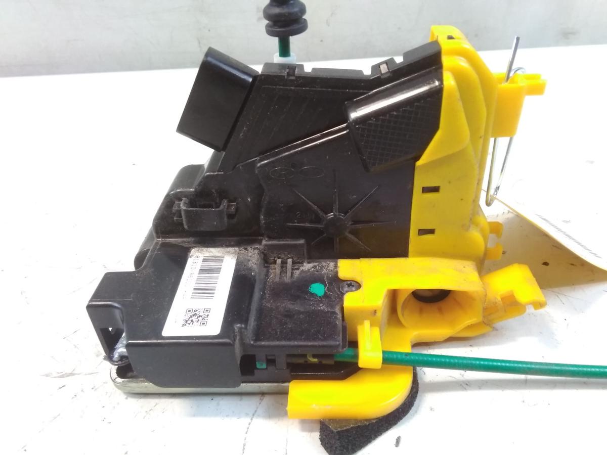 Hyundai i30 Kombi GD orig T&uuml;rschlo&szlig; vorn links mit Zentralverriegelung BJ2015