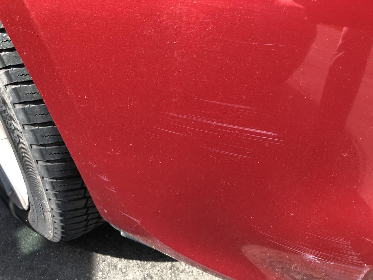 Renault Clio 3 III Grandtour Sto&szlig;f&auml;nger vorn Frontsch&uuml;rze Nebel ab 2009 NNJ rot