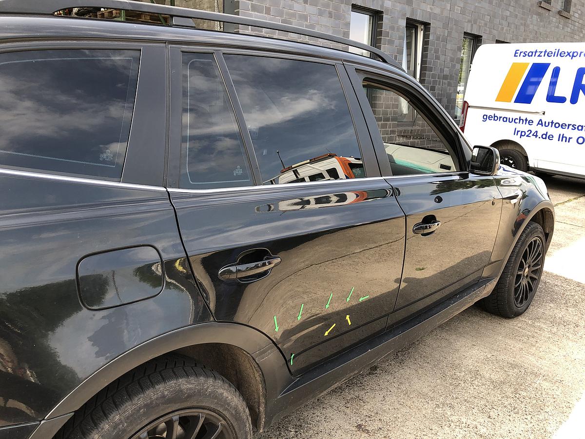 BMW X3 E83 LCI Tür hinten rechts Hintertür 475 Black Sapphire