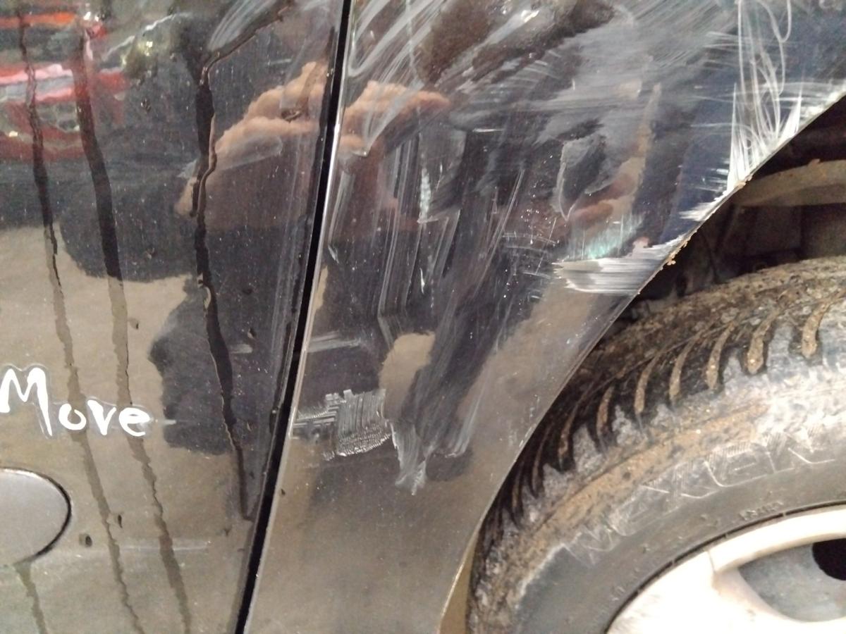 Peugeot 308 I original Kotfl&uuml;gel vorn rechts KTV black perla nera BJ2011