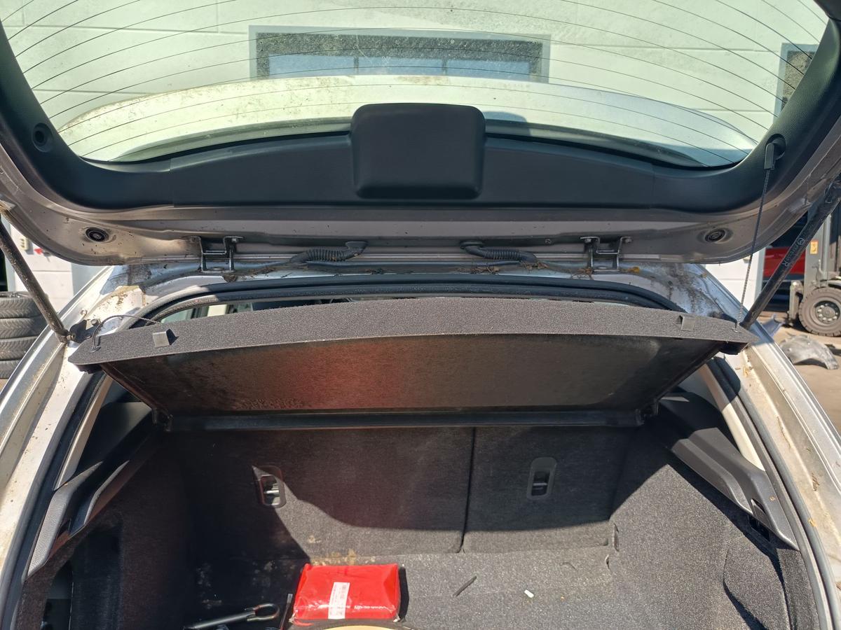 Mazda 3 BL original Hutablage Abdeckung Kofferraum Baujahr 2010