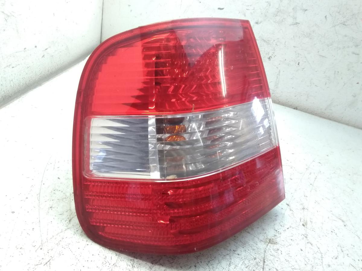 VW Polo 9N2 orig R&uuml;ckleuchte Heckleuchte links au&szlig;en 4-t&uuml;rig Stufenheck BJ2004