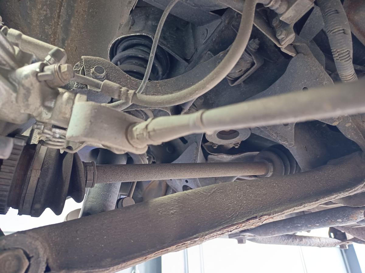 Mazda Mx-5 NB orig Antriebswelle hinten links Gelenk Benzin 1,6l 81kW Bj 2003