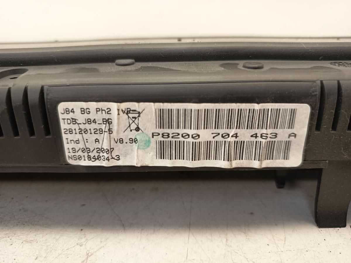 Renault Scenic II orig Kombiinstrument Tacho 8200704463A Benzin Schaltg. Bj 2007