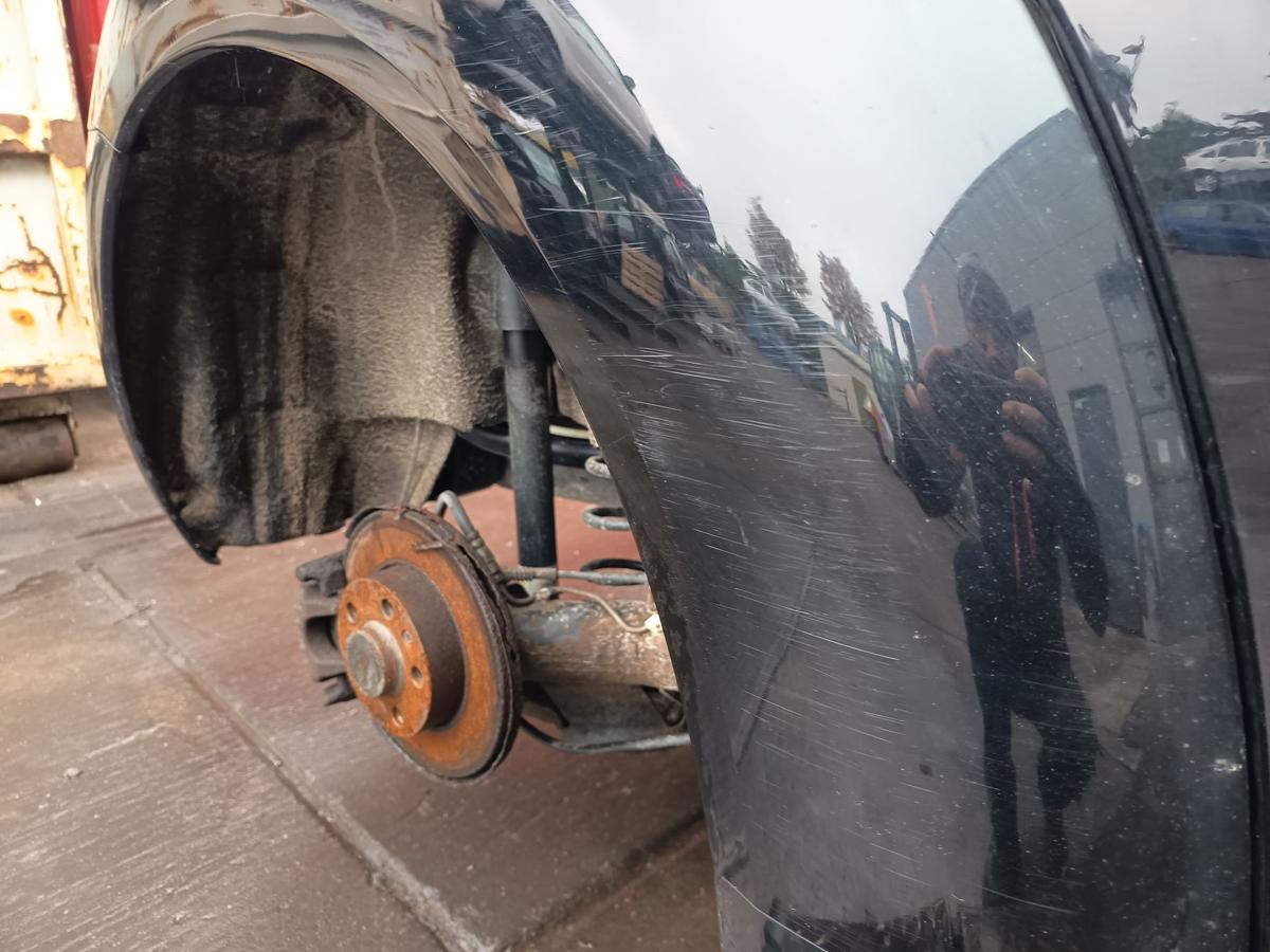 VW New Beetle orig Kotflügel hinten rechts Seitenteil 041 Brilliantschwarz Bj 04