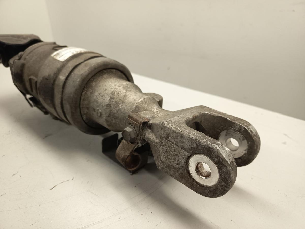 Renault Laguna III Kombi Baujahr 2010 orig Lenkgetriebe HA Zahnstangenaufhängung