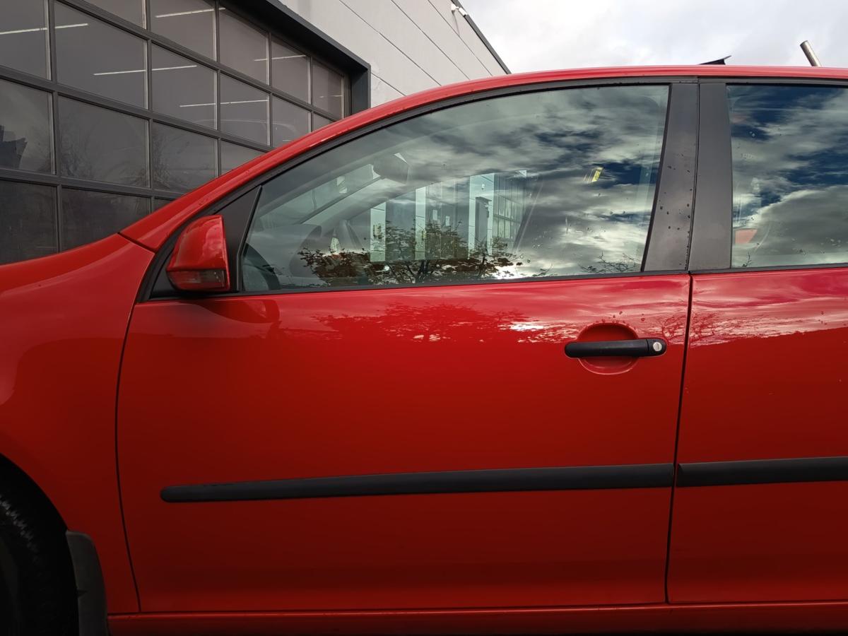 VW Golf V 5 original Tür vorn links 5TRG LY3D Tornadorot Bj 2004